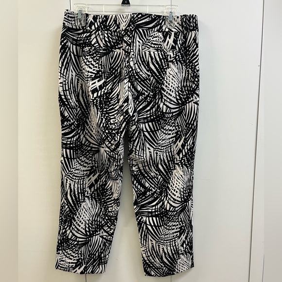NWOT Apt. 9 Capri Print Dress Pants without Pockets - Picture 2 of 4